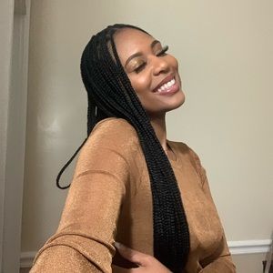 Meet your Posher, Destiny